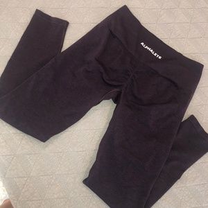 Alphalete Butt Scrunch Leggings